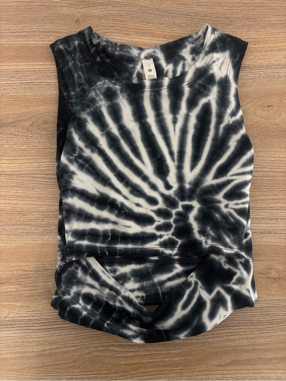 Lululemon Women's Tie-Dye Sleeveless Crop Top - Black & White